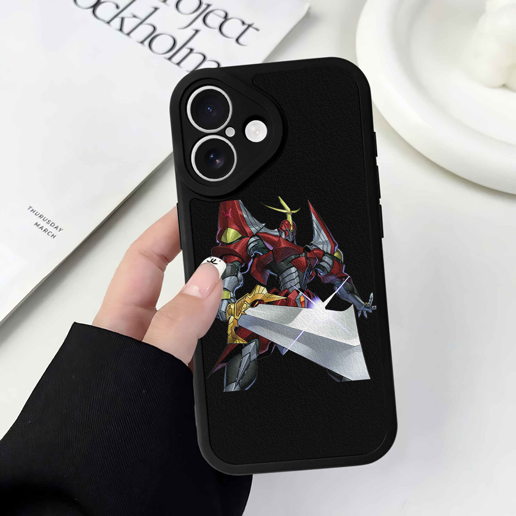 遊☆戯☆王 Yu-Gi-Oh! 【iPhone 16シリーズ対応】シリコンスマホケース（レザー調） 材質：シリコン